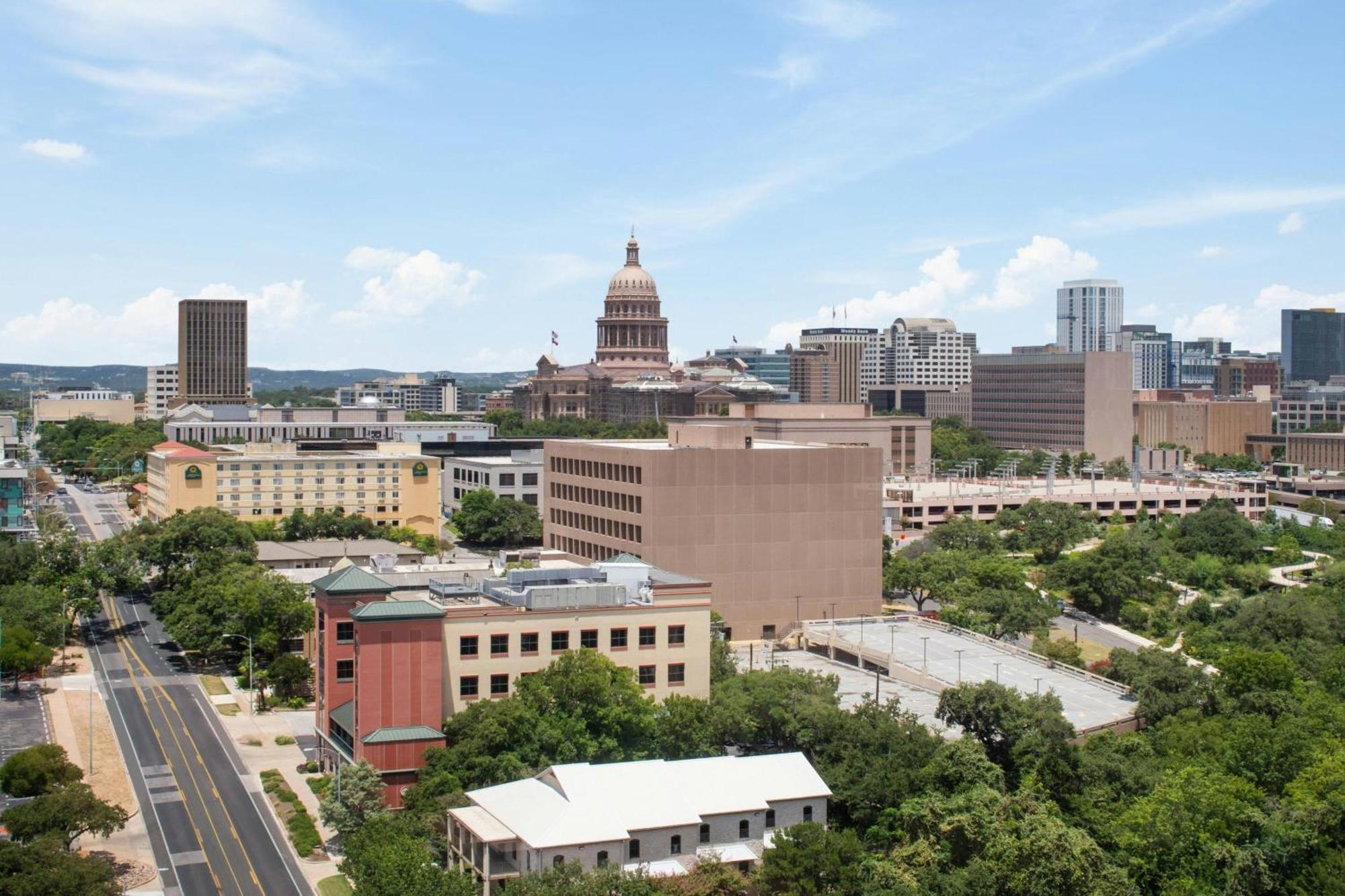 Downright Austin, A Renaissance Hotel Exteriör bild
